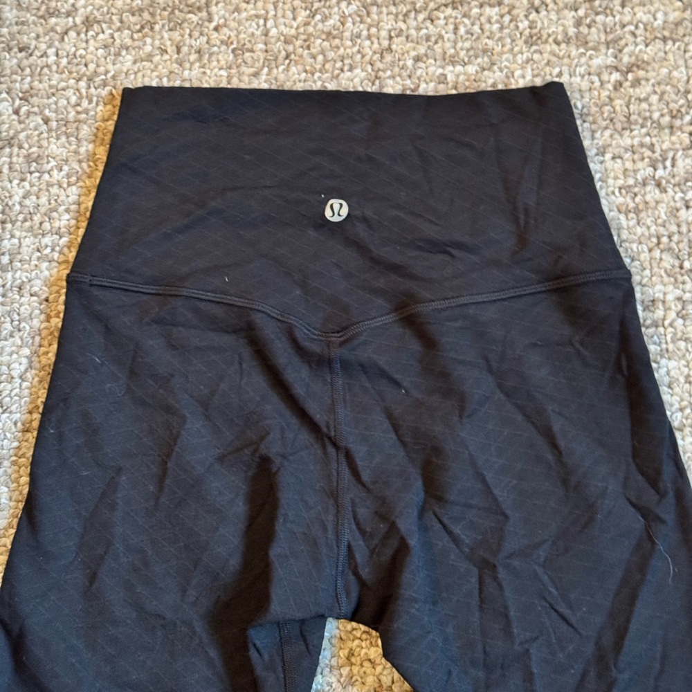 Lululemon Athletica Black High Rise Align Diamond Leggings - Picture 4 of 5